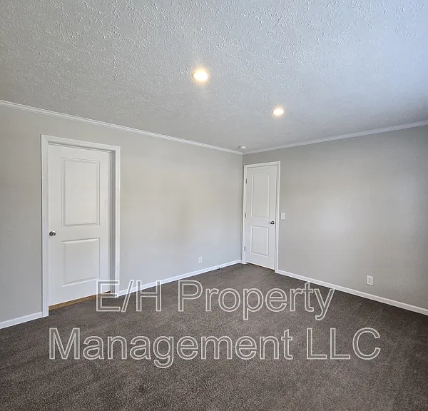 501 S Edwards Ave #1 — Photo 20