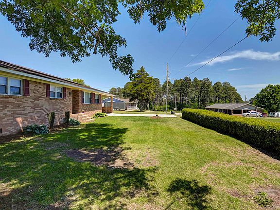 5th image of 511 Clamp Dr