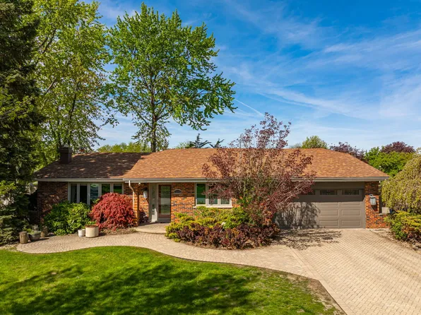 15322 Woodmar Dr, Orland Park, IL 60462