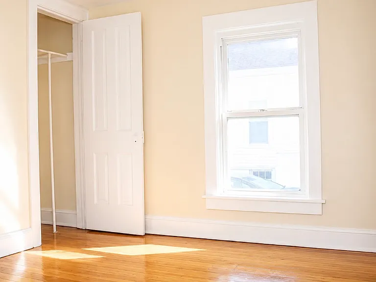 203 Maple St — Photo 10