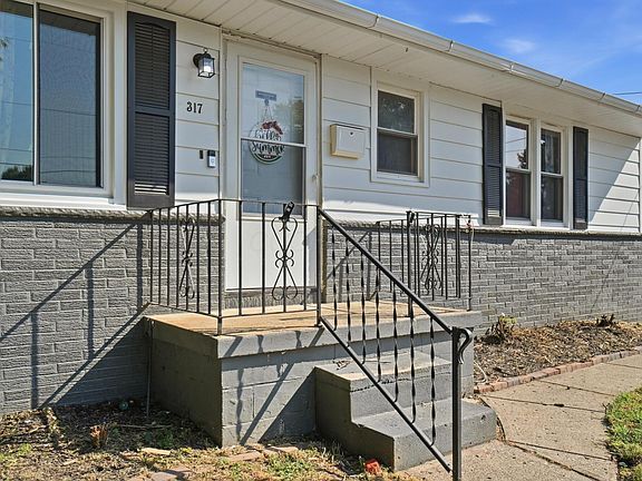 2nd image of 317 W Hubert Ave