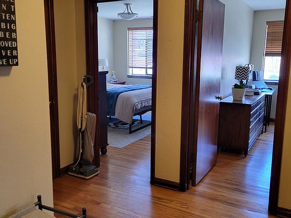4th image of 768 Ogden St S APT 3