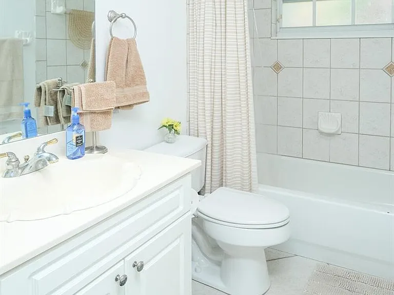 1814 Wisteria St — Photo 26