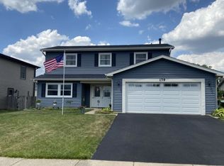 179 Pebblecreek Trl, Carol Stream, IL 60188