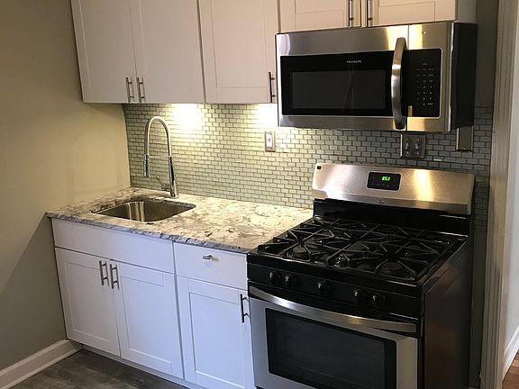 4th image of 7630 S Jeffery Blvd