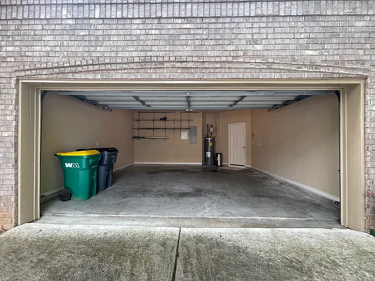 989 Parkside Wood Ct — Photo 29