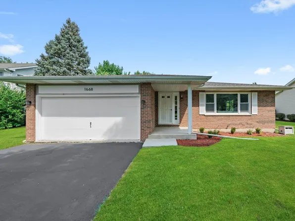 1668 Hidden Valley Dr, Bolingbrook, IL 60490