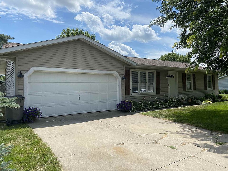 1st image of 15910 Isaac Dr