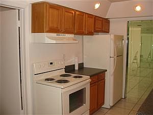 3rd image of 3571 NW 35th Ave