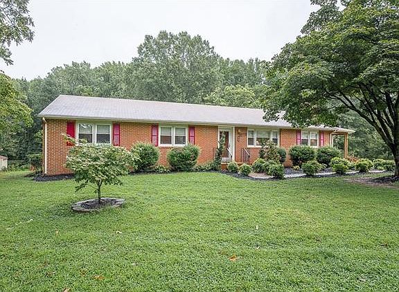 2nd image of 8384 Jane Lee Cir