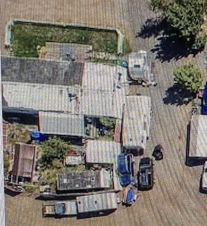 1st image of 5695 Klondike Dr