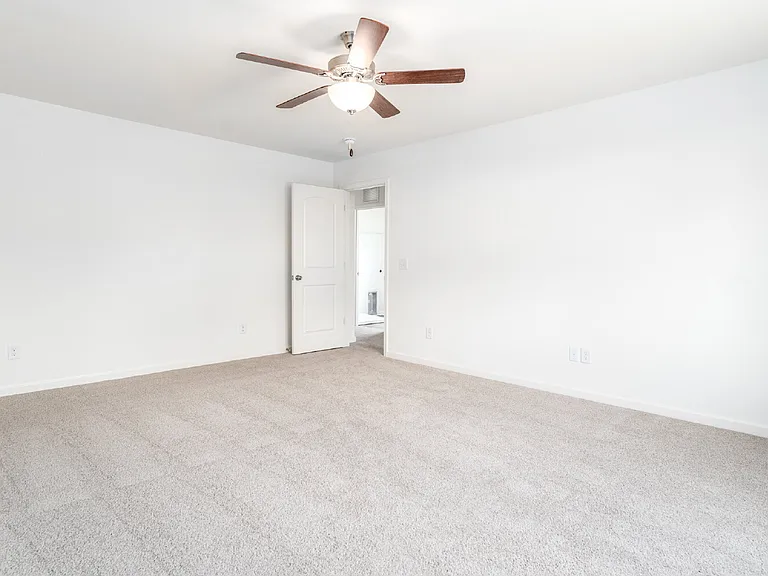 1423 Seawatch Dr — Photo 17