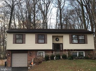 147 Belmont Dr, Upper Chichester, PA 19061