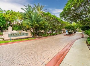 12166 Saint Andrews Pl APT 104, Hollywood, FL 33025