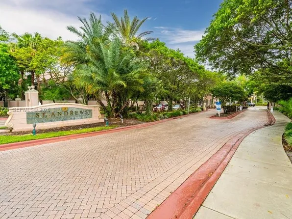 12166 Saint Andrews Pl APT 104, Hollywood, FL 33025