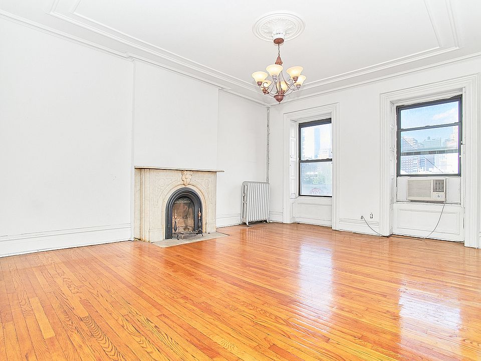 1st image of 266 W 23rd St #2