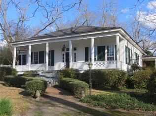 25 Church St, Fort Deposit, AL 36032