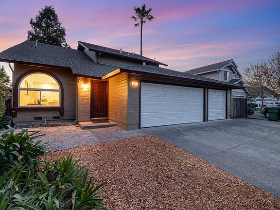 2nd image of 5567 Corbett Circle