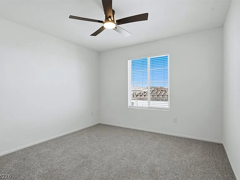 8667 Luxuriant Ave — Photo 6