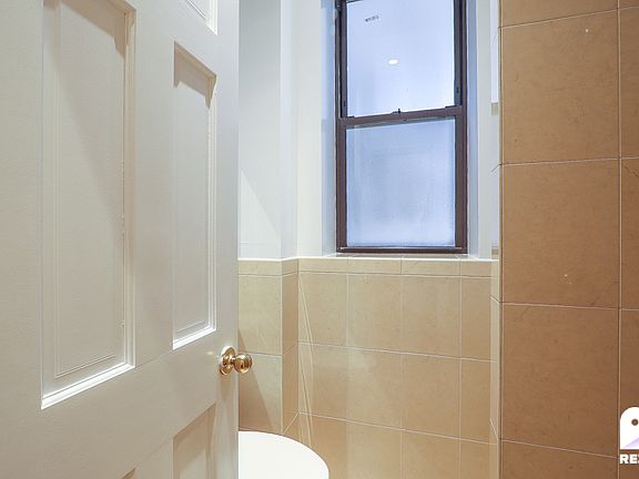 5th image of 426 E 77th St APT 1RW