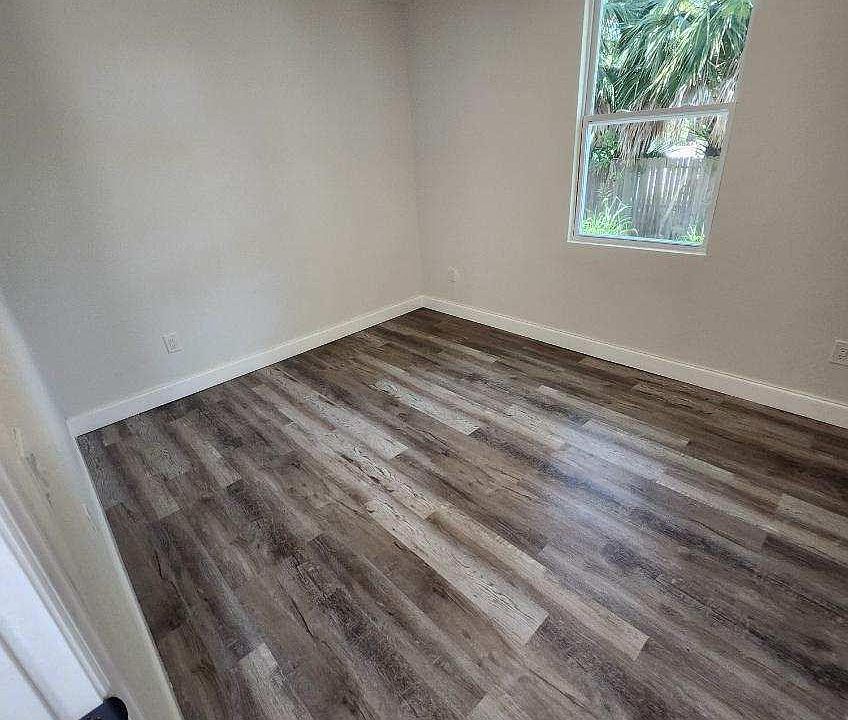 2nd image of 2104 10th St S