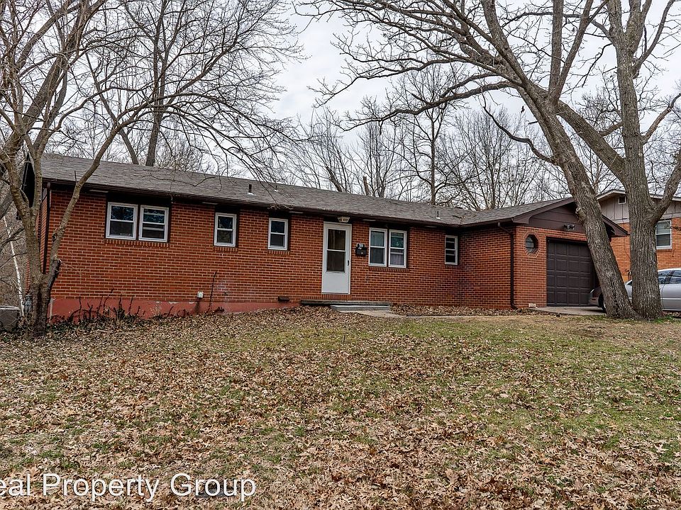 2nd image of 709 Bluff Dale Dr