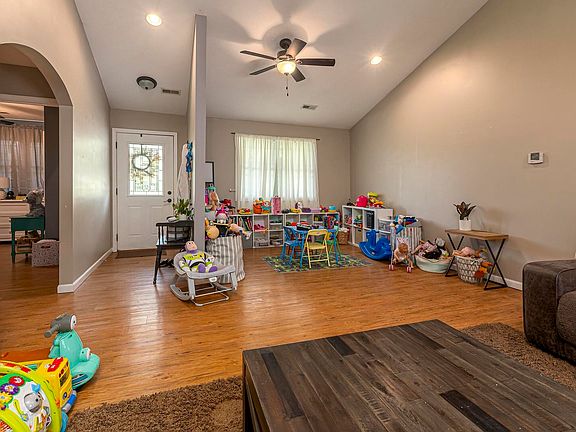 4th image of 308 Noah Ln