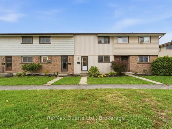 17 Tiffany Pl #17, Quinte West, ON K8V 6A3