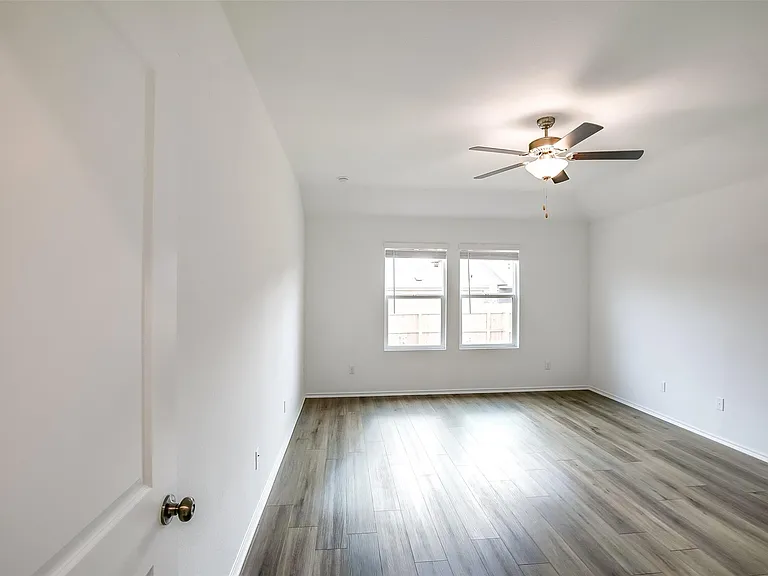 1740 Catahoula Dr — Photo 16