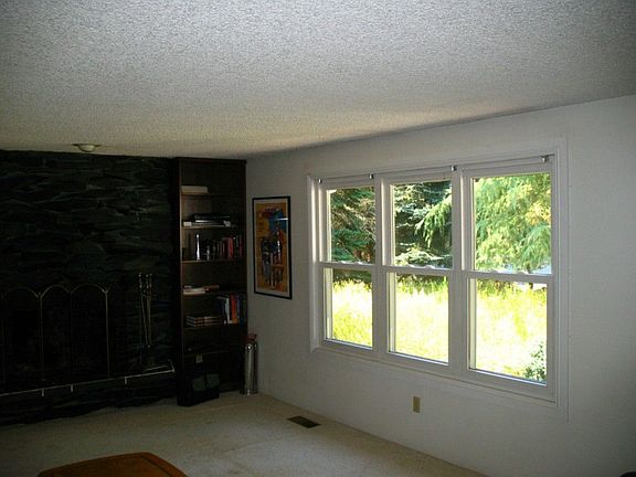 2nd image of 4003 Dover Ct SE