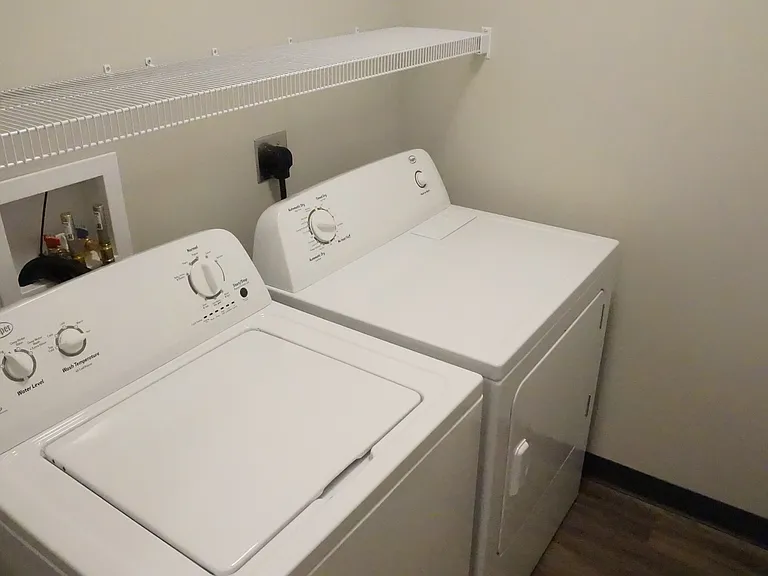 Aquamarine Apartments — Photo 55