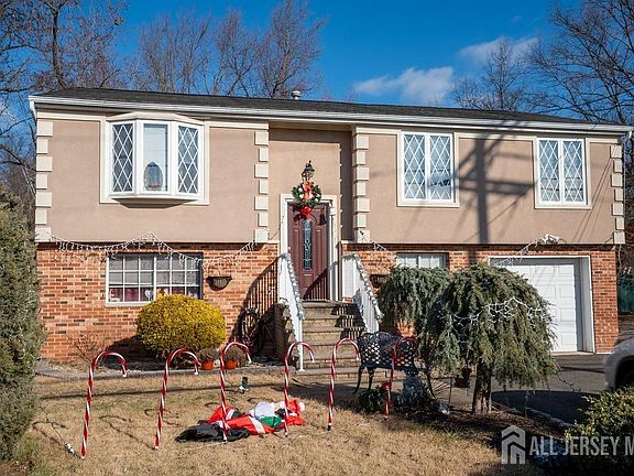 2nd image of 65 Churchill Ave