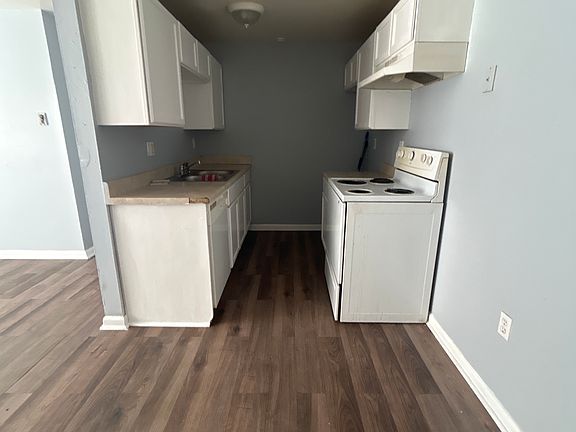 4th image of 423 Briarwood Ave APT 4