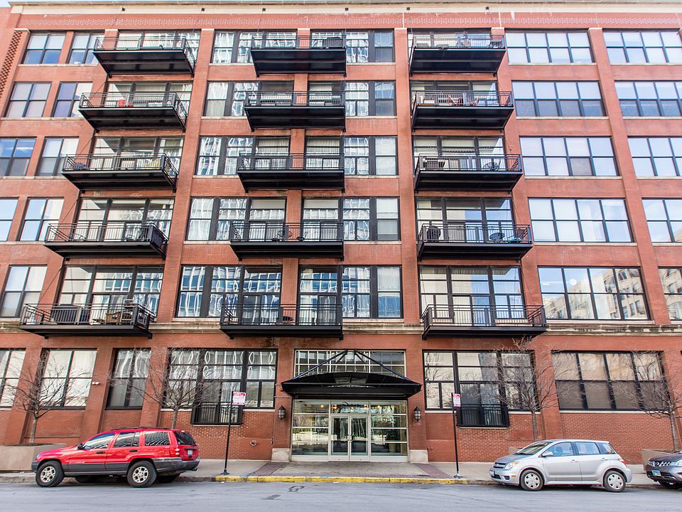 1st image of 525 W Superior St APT 423