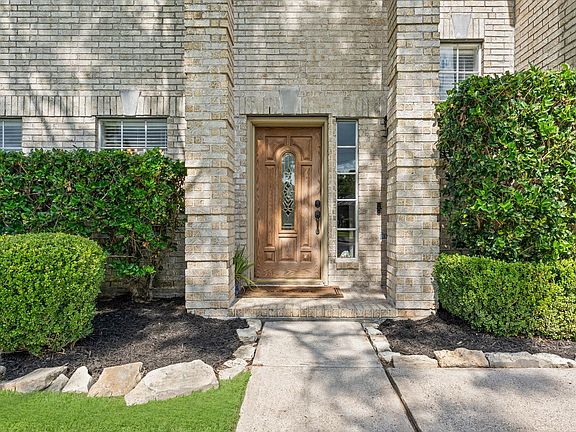3rd image of 3014 Glenwood Dr