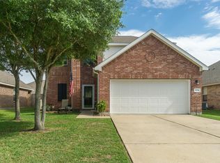 3034 Boxwood Springs Ln, Dickinson, TX 77539