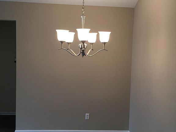 3rd image of 5256 Pine Aires Dr
