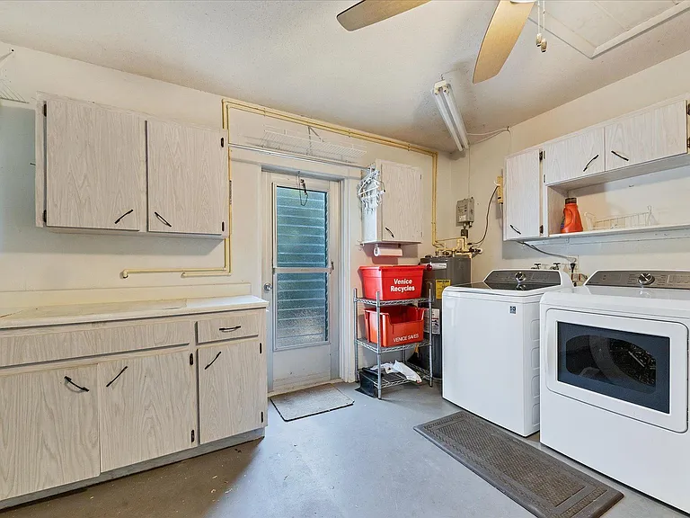 521 Beach Park Blvd — Photo 30