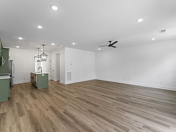 5th image of 215 Panther Dr Lot 3