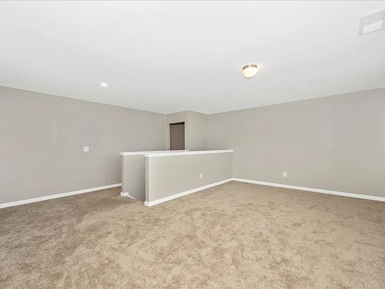 42 Eakins Ln — Photo 21