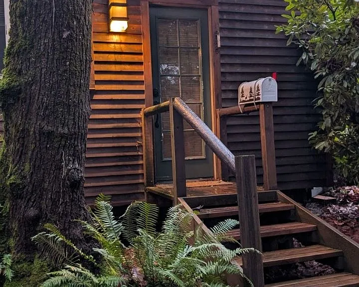 SE Brookside Dr — Photo 2