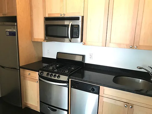 Rented by Caliber Associates | media 21