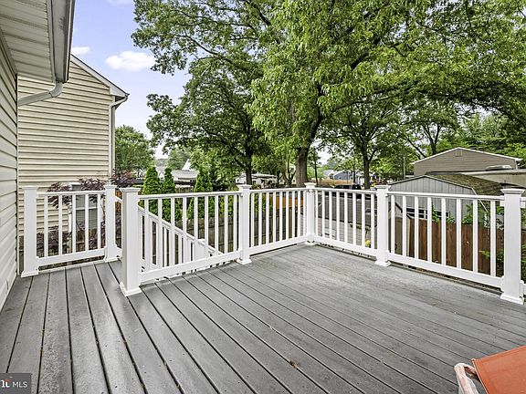 5th image of 7814 Catherine Ave