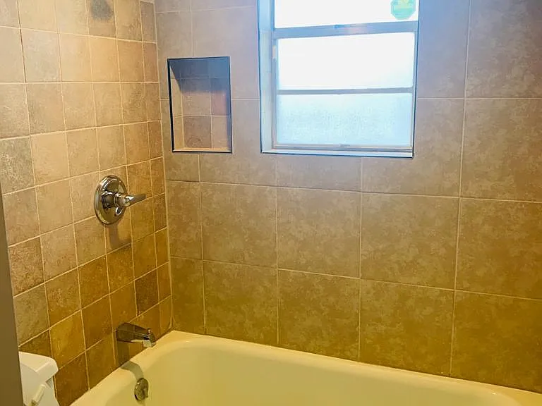 7138 S Darlington Ave — Photo 24