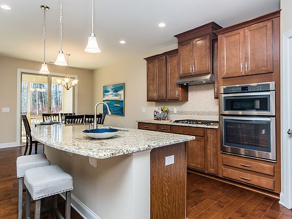 Gorgeous Kitchen Amenities