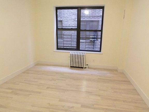 5th image of 75 Saint Nicholas Pl APT 3E