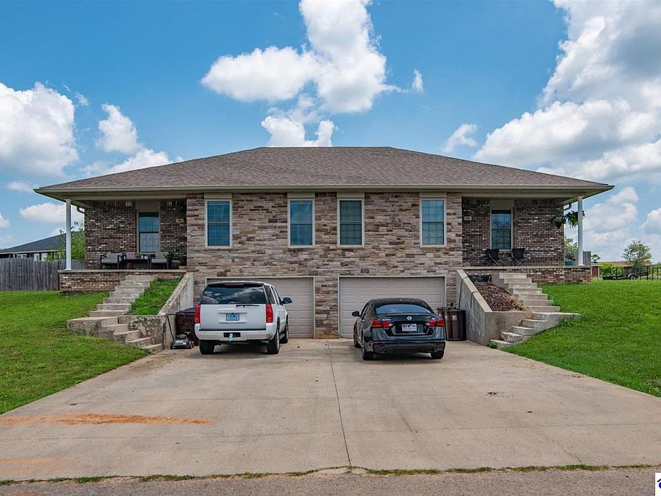 1st image of 114 Wood Ln