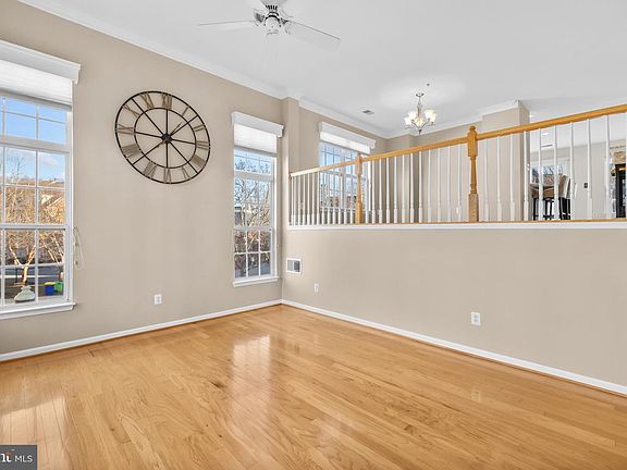 5th image of 5129 Donovan Dr