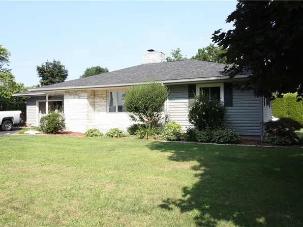 127 S Main St, Holley, NY 14470