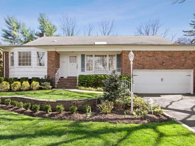 1105 Duston Rd, Valley Stream, NY, 11581